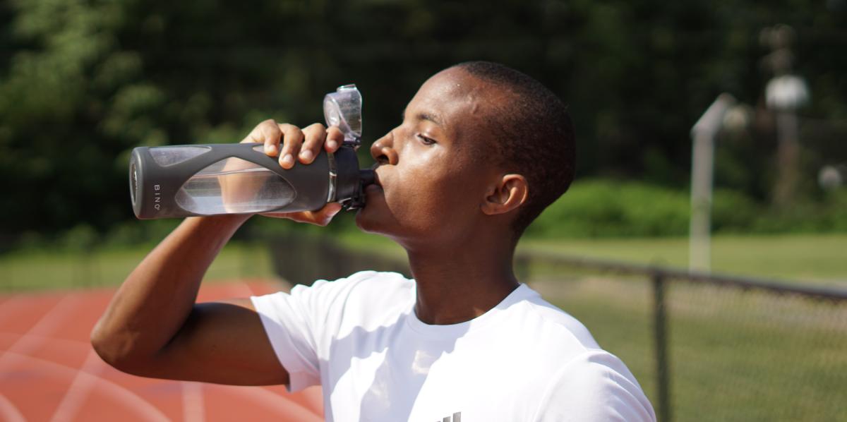 importancia de la hidratacion en el rendimiento deportivo